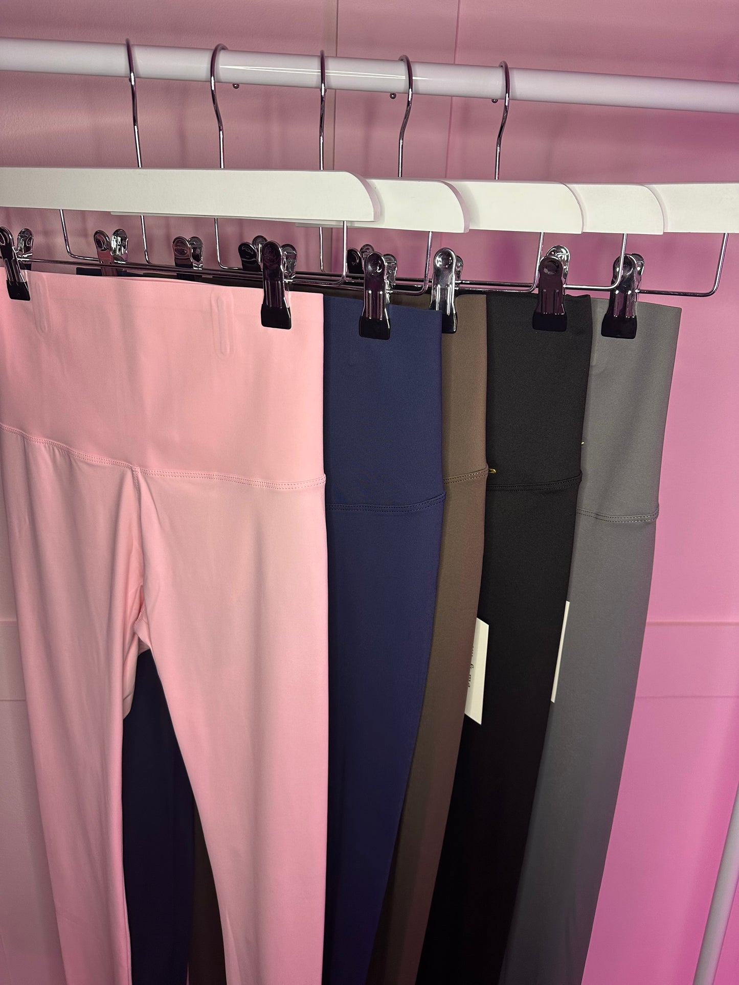 KHLOE ENERGY SEAMLESS LEGGINGS