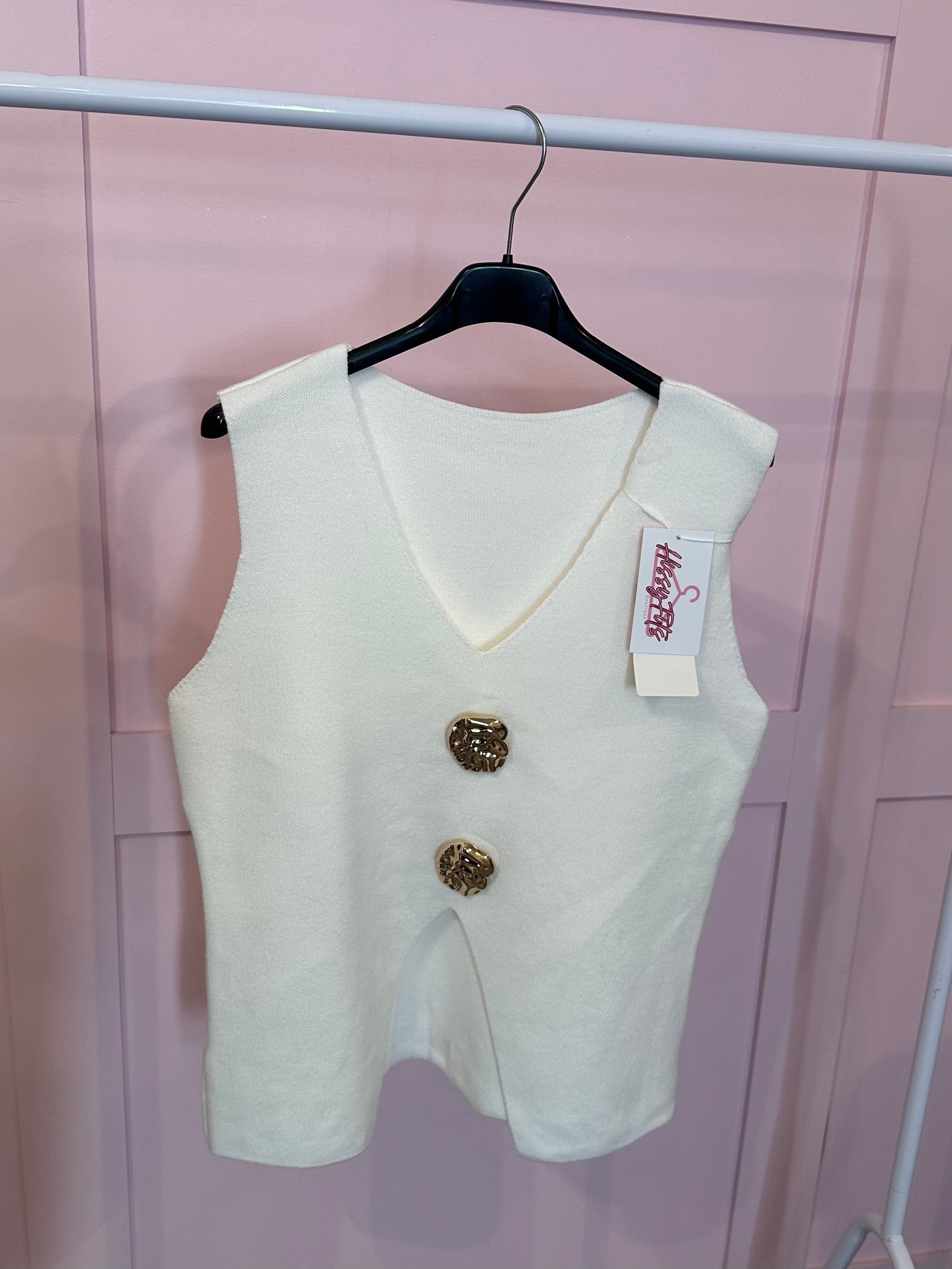 GOLD DOUBLE BUTTON KNIT VEST