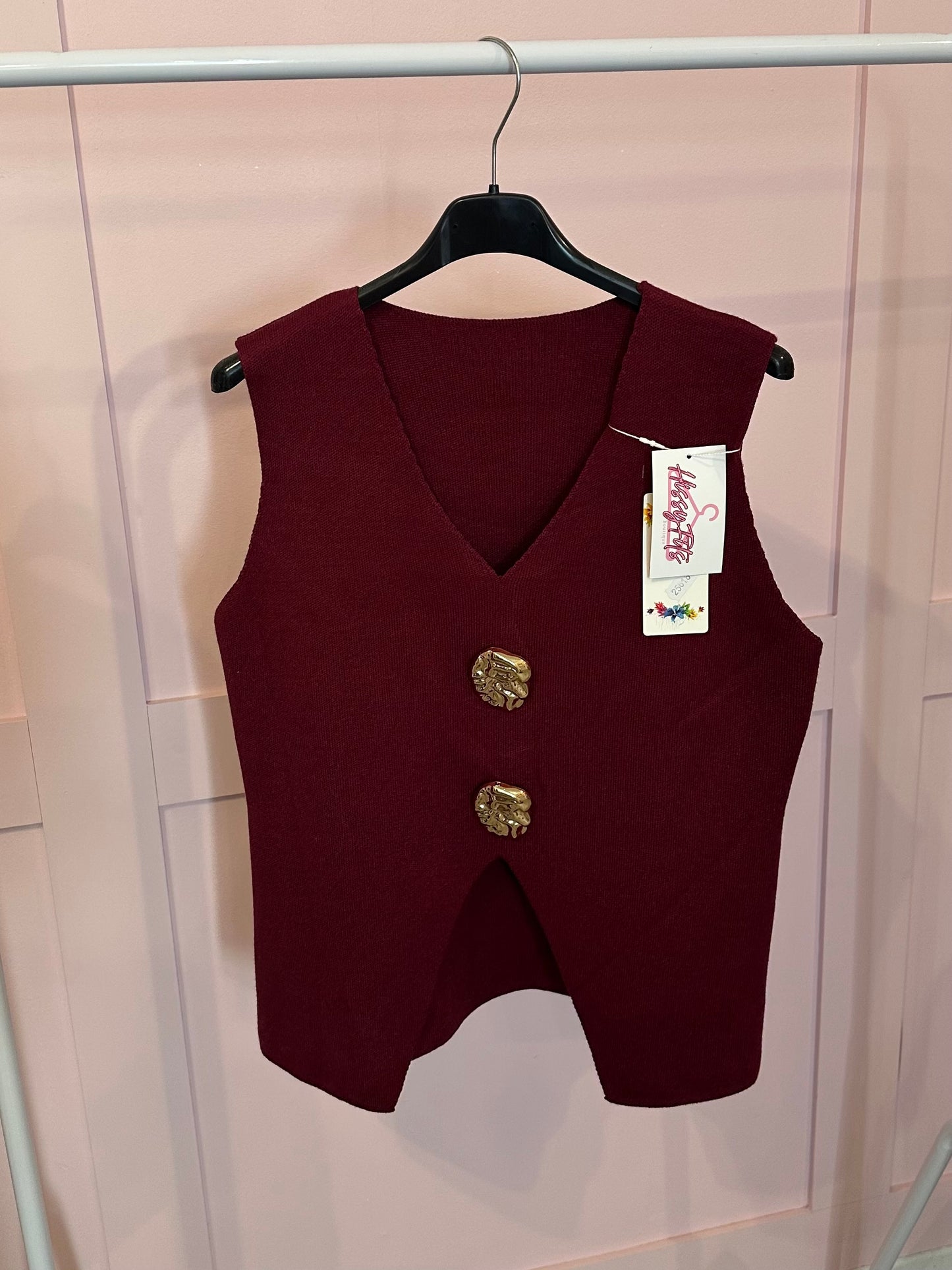 GOLD DOUBLE BUTTON KNIT VEST