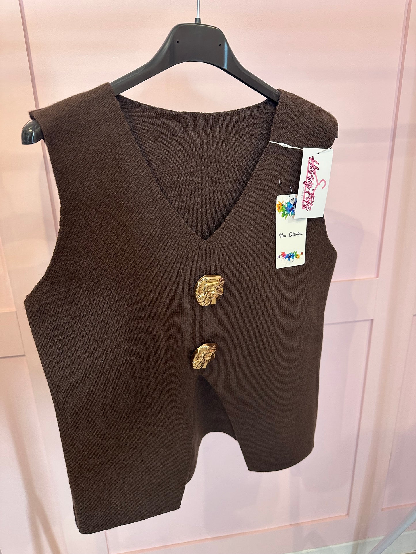 GOLD DOUBLE BUTTON KNIT VEST