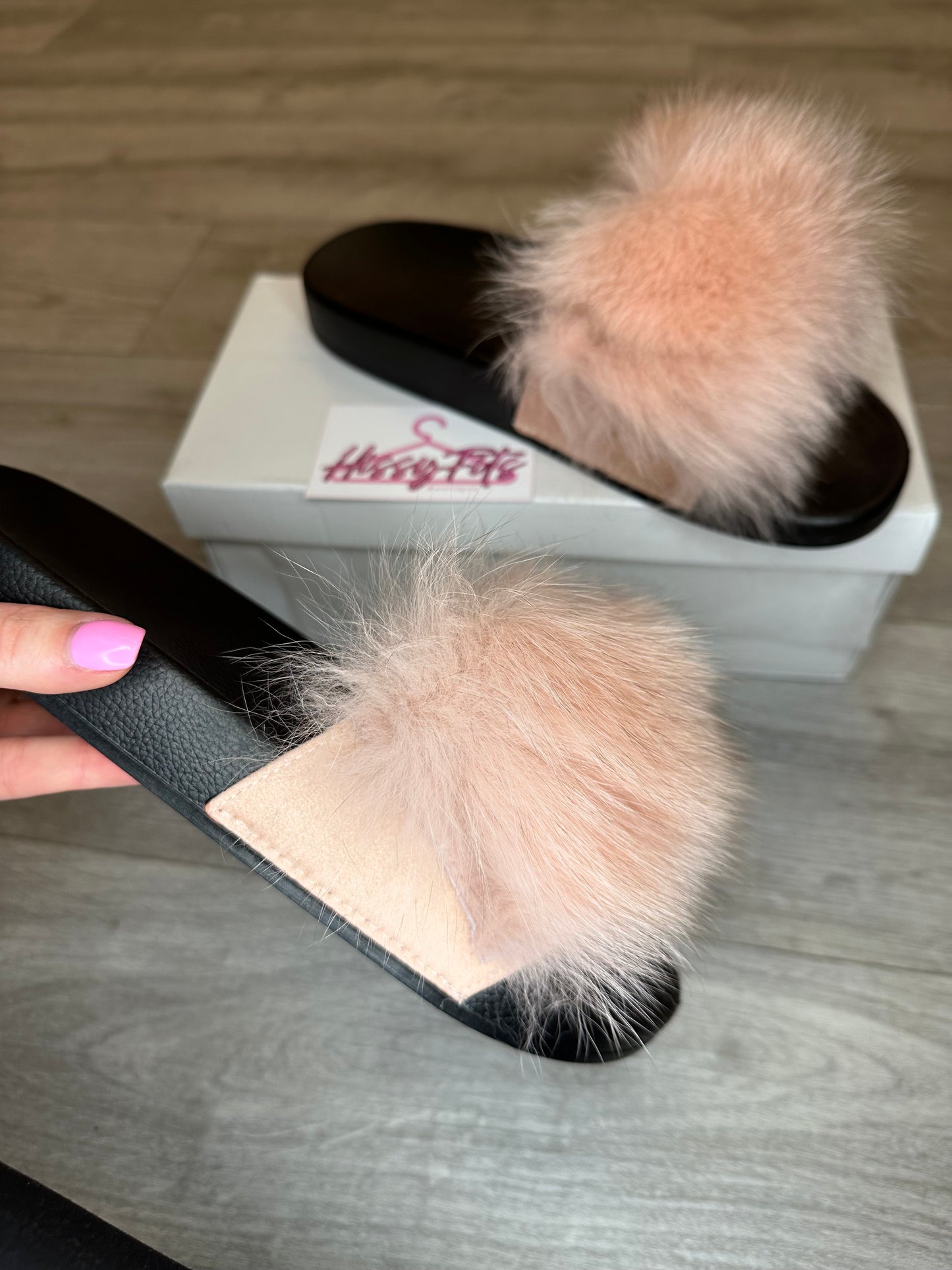 FLUFFY SLIDERS
