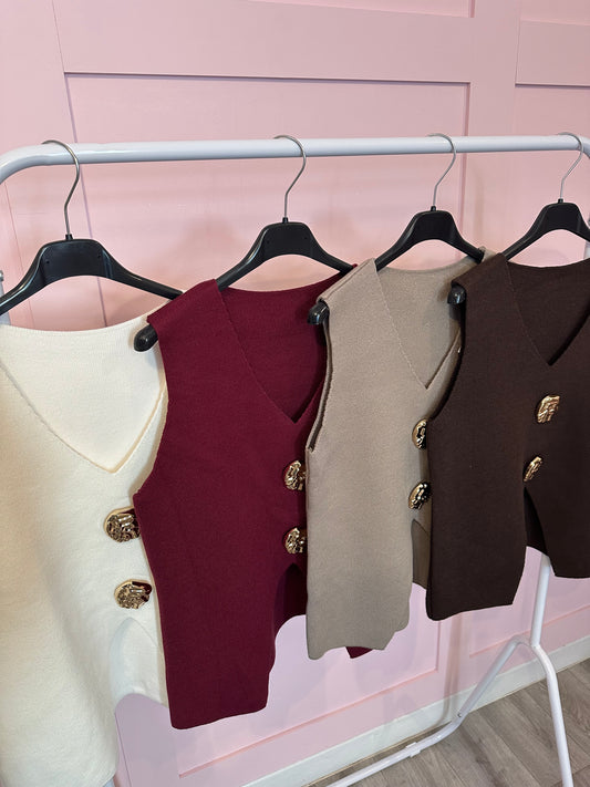 GOLD DOUBLE BUTTON KNIT VEST