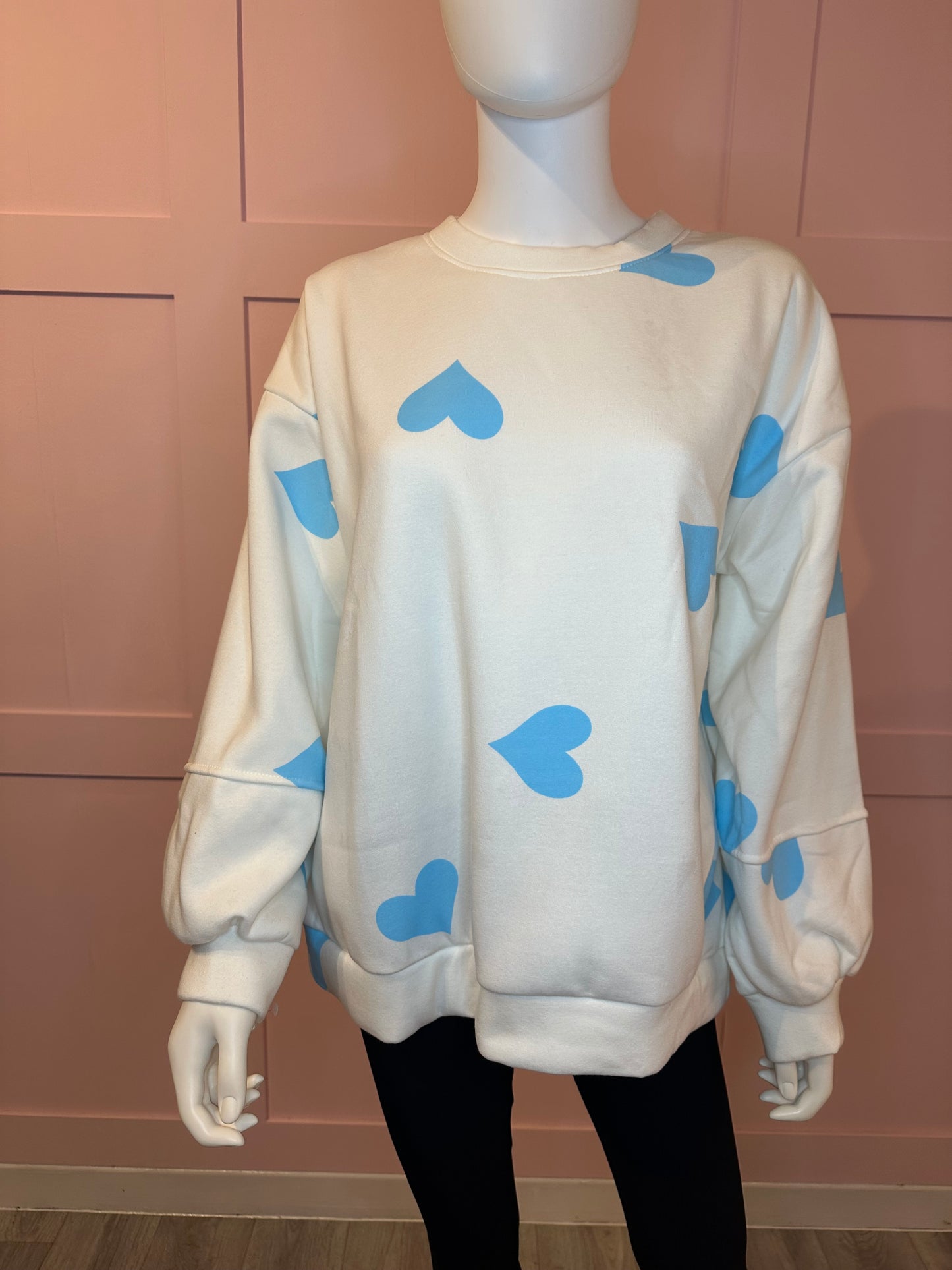 HEART PRINTED SWEATSHIRT