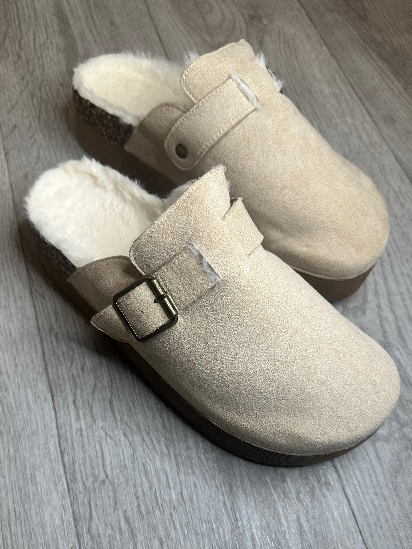 PLATFORM FUR LINED 'CLOGS'