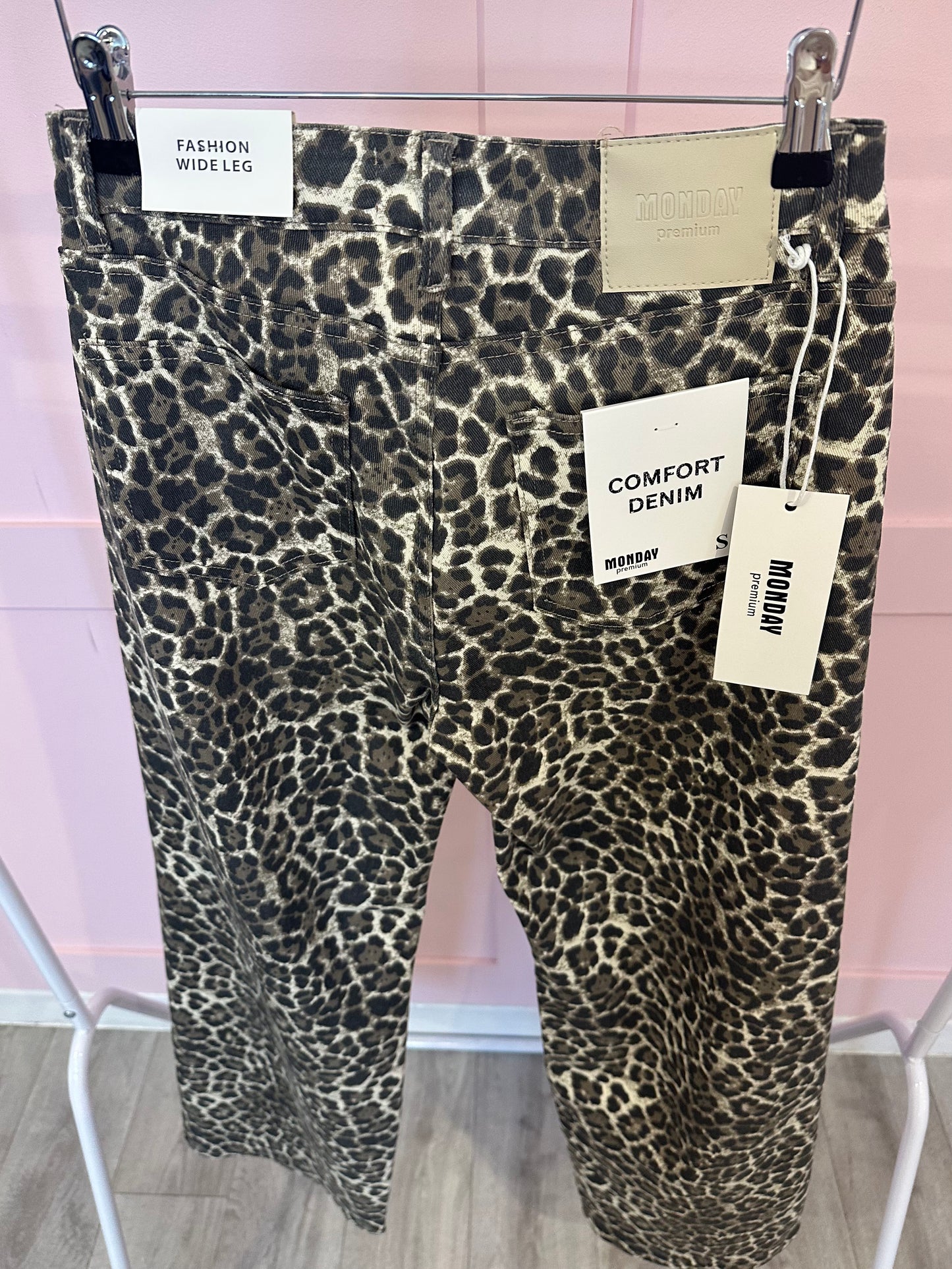 LEOPARD PRINT JEANS