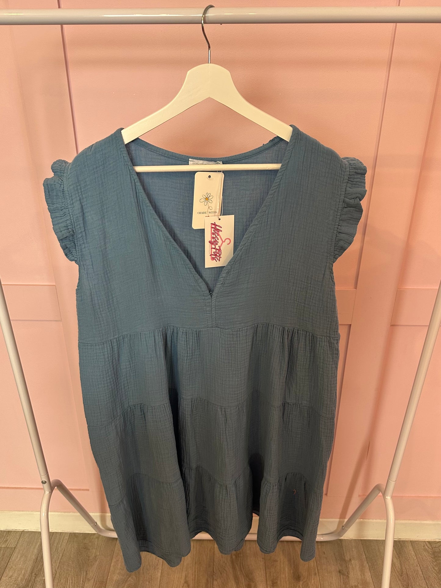 CHEESECLOTH V NECK RUFFLE SLEEVE DRESS
